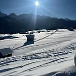 Small Attic Close To And Mountains Апартаменты *