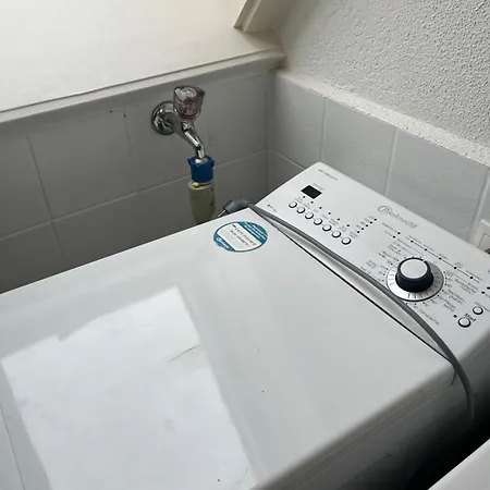 Small Attic Close To And Mountains Appartement Fussach