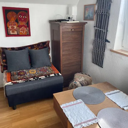 Small Attic Close To And Mountains Apartamento *