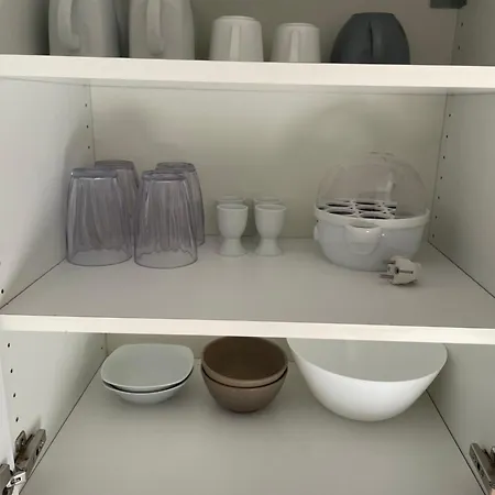 Small Attic Close To And Mountains Apartment *